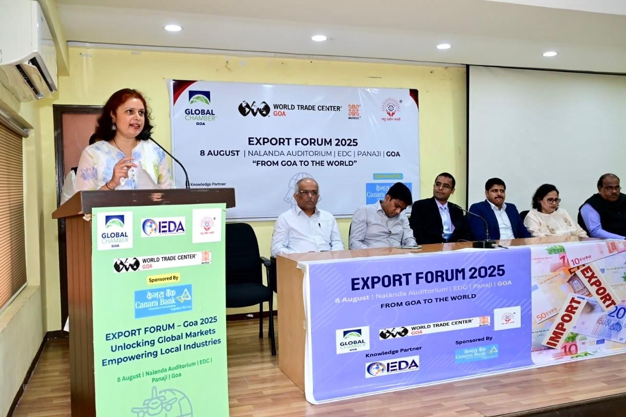 Pallavi Salgaocar speaking from the podium at Export Forum 2025 in Panaji.