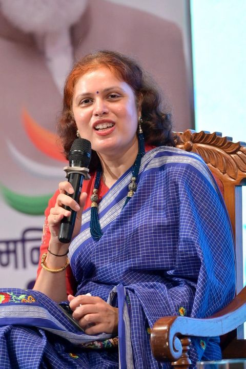 Pallavi Salgaocar speaking at an event.